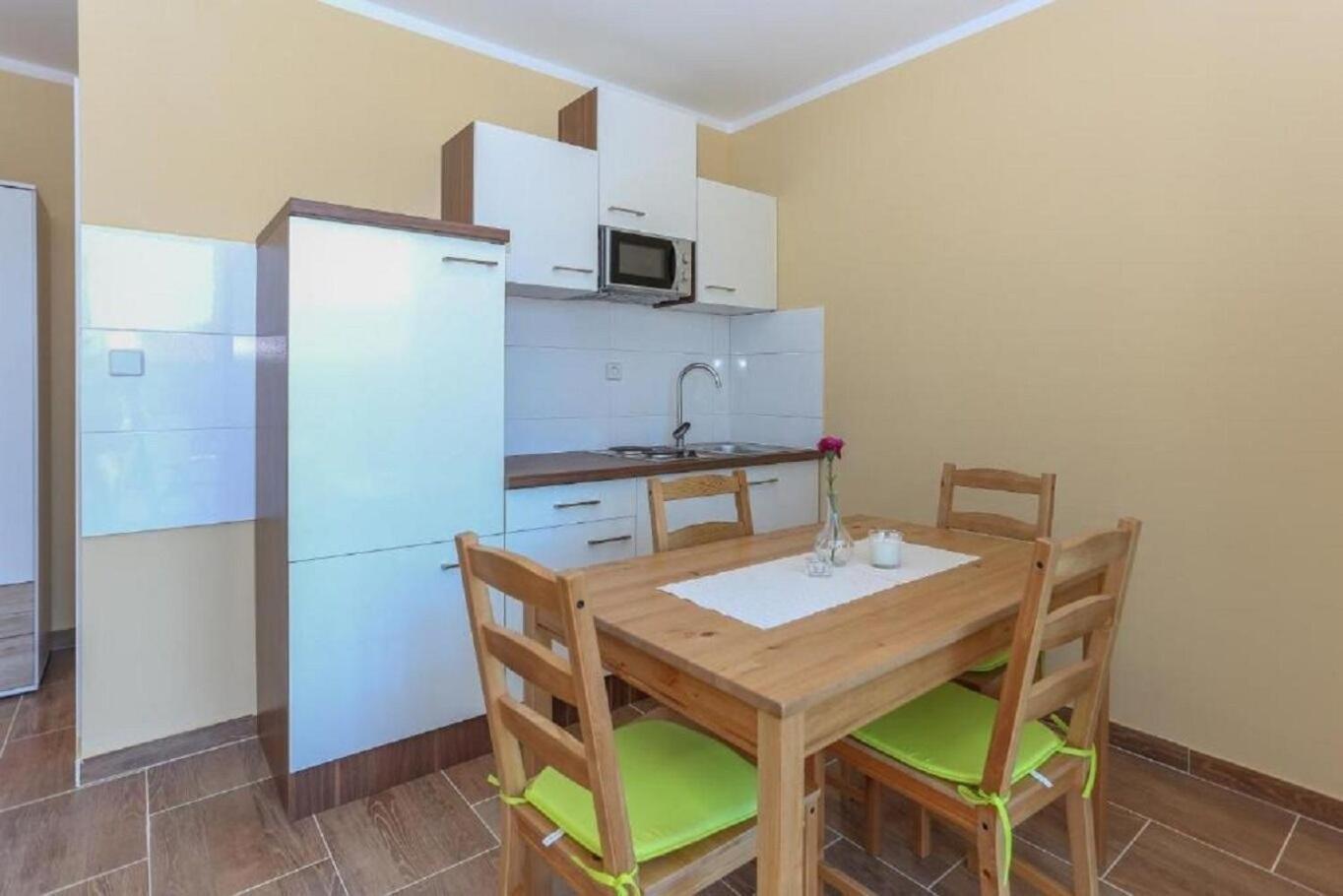 Kaštela Apartments Slavko With Terrace : מראה חיצוני תמונה