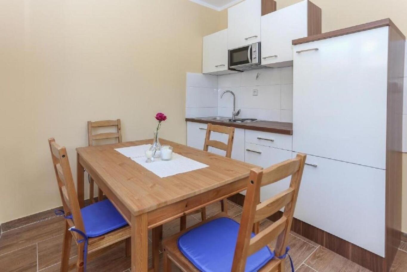 Kaštela Apartments Slavko With Terrace : מראה חיצוני תמונה